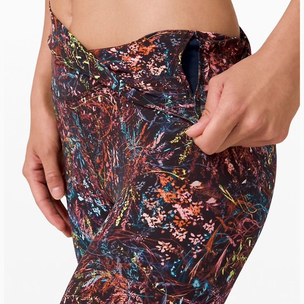 Lululemon align leggings.
